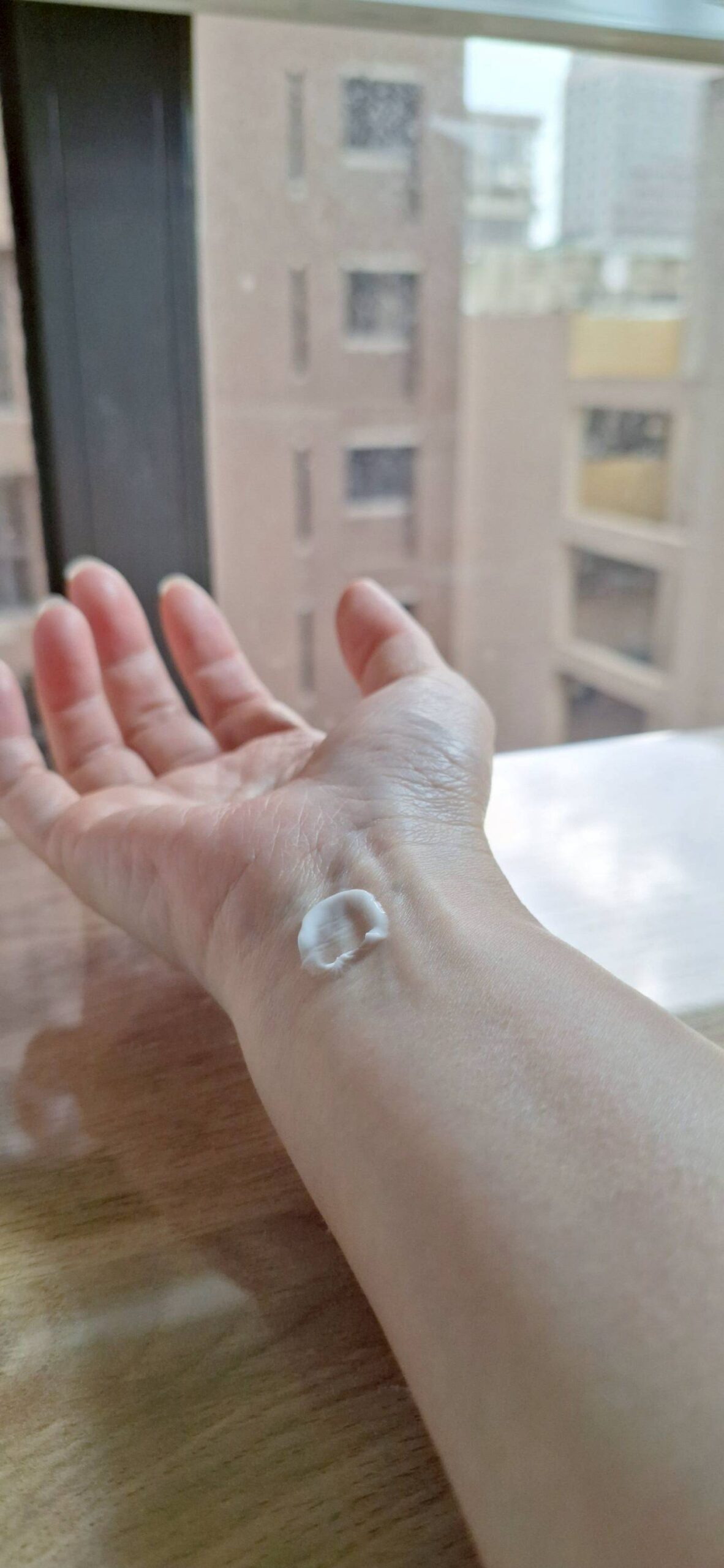 韓國-BEBELUA-乳液使用前後對比